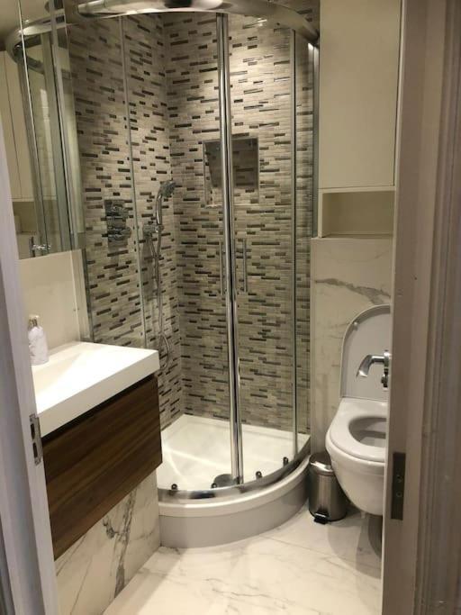 Elegant 2-Bedroom Flat Next To British Museum London Exterior photo